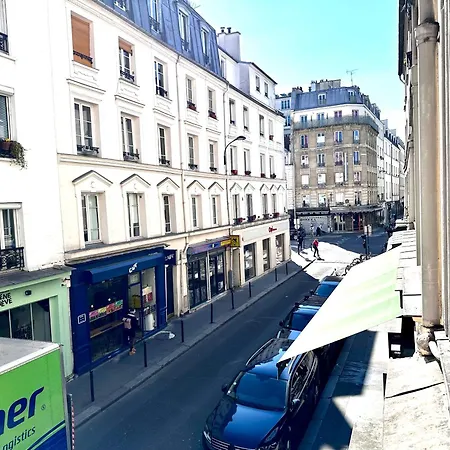 Sunny In The Heart Of 11eme Апартаменты *