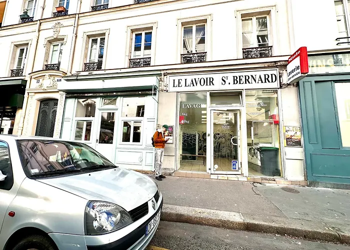 Apartmán Sunny In The Heart Of 11eme